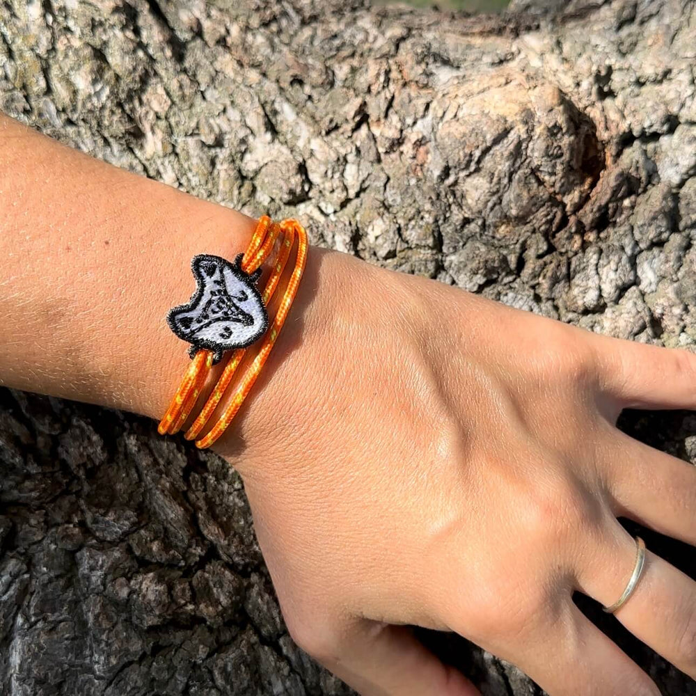 
                      
                        Bracelet animal guide abeille 🐝
                      
                    