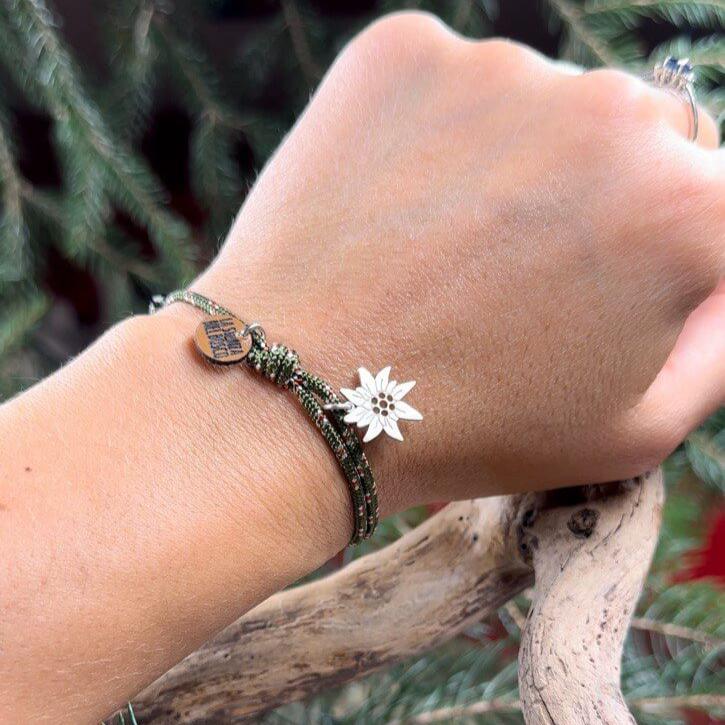 
                      
                        Edelweiss bracelet
                      
                    